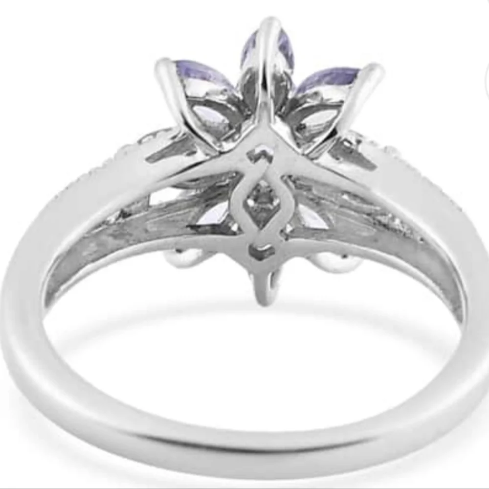Natural Floral Design Tanzanite Ring Platinum over Sterling Silver Size 8! 🦋